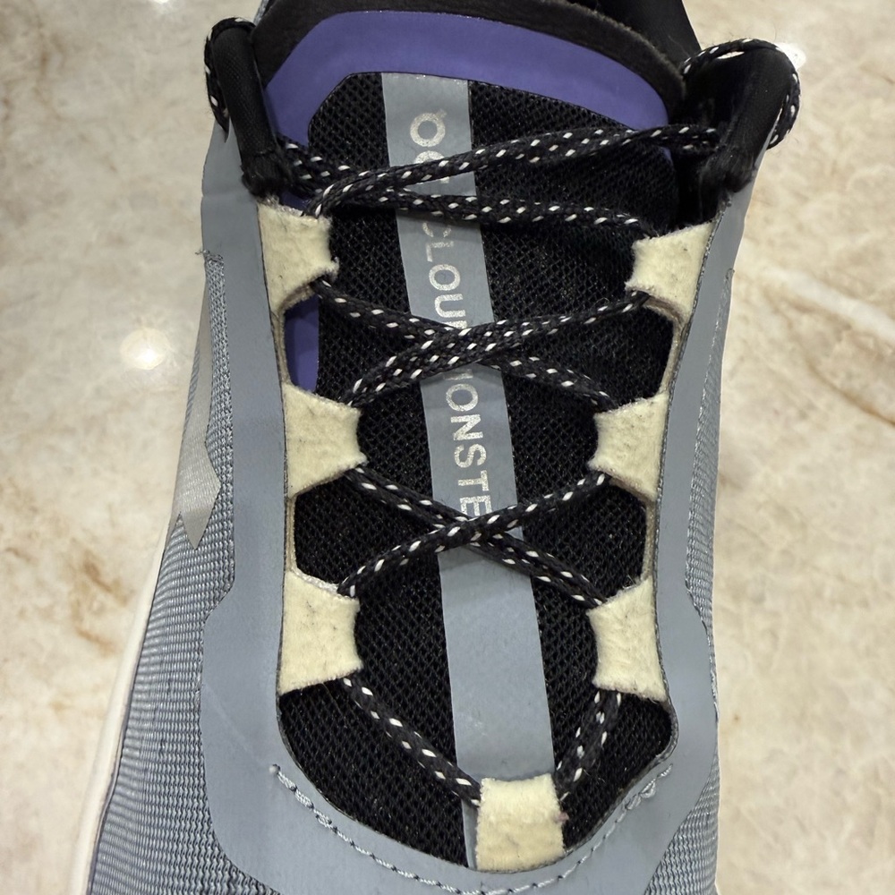 Men's Onclouds Cloudmonster sneakers in mist and blueberry - Picture 10 of 15